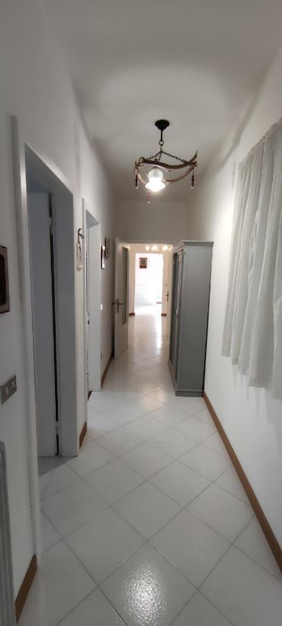 Le Mongolfiere 2 Apartment Male Luaran gambar