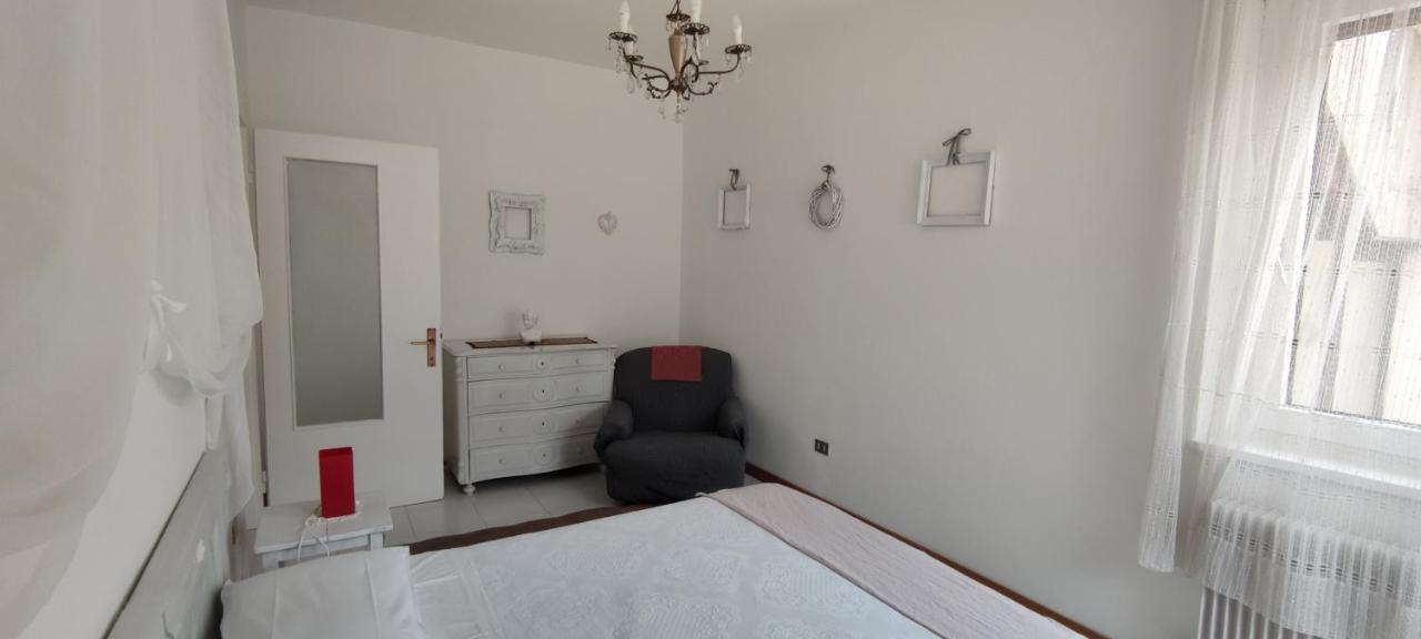 Le Mongolfiere 2 Apartment Male Luaran gambar
