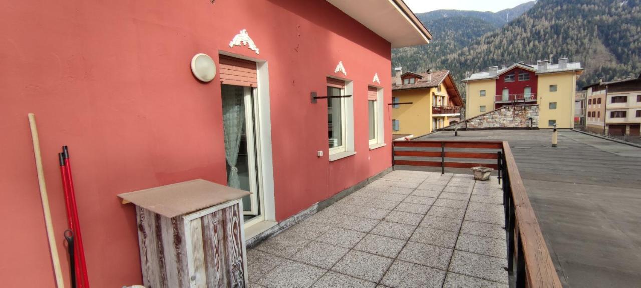Le Mongolfiere 2 Apartment Male Luaran gambar