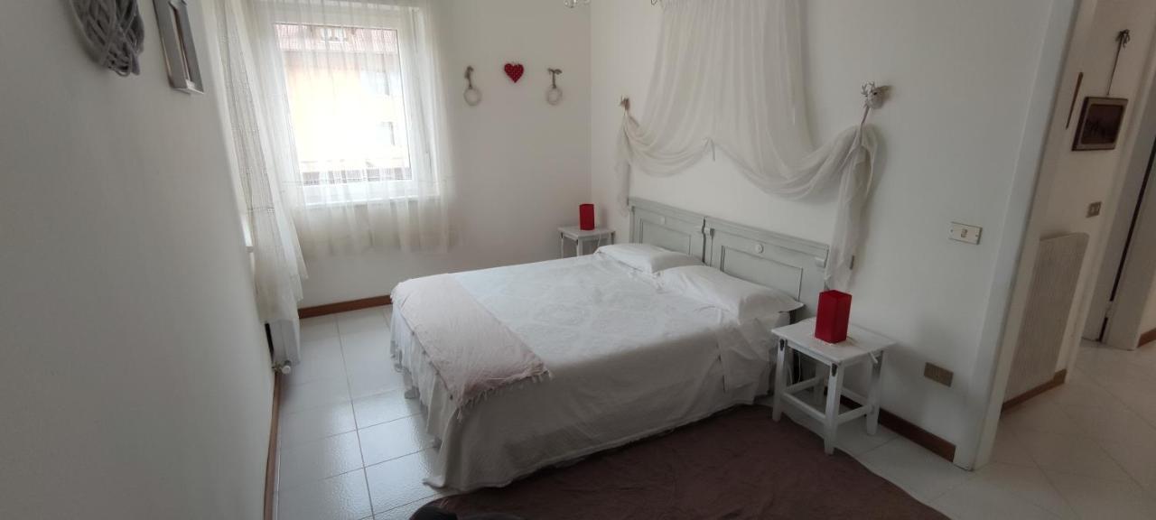 Le Mongolfiere 2 Apartment Male Luaran gambar